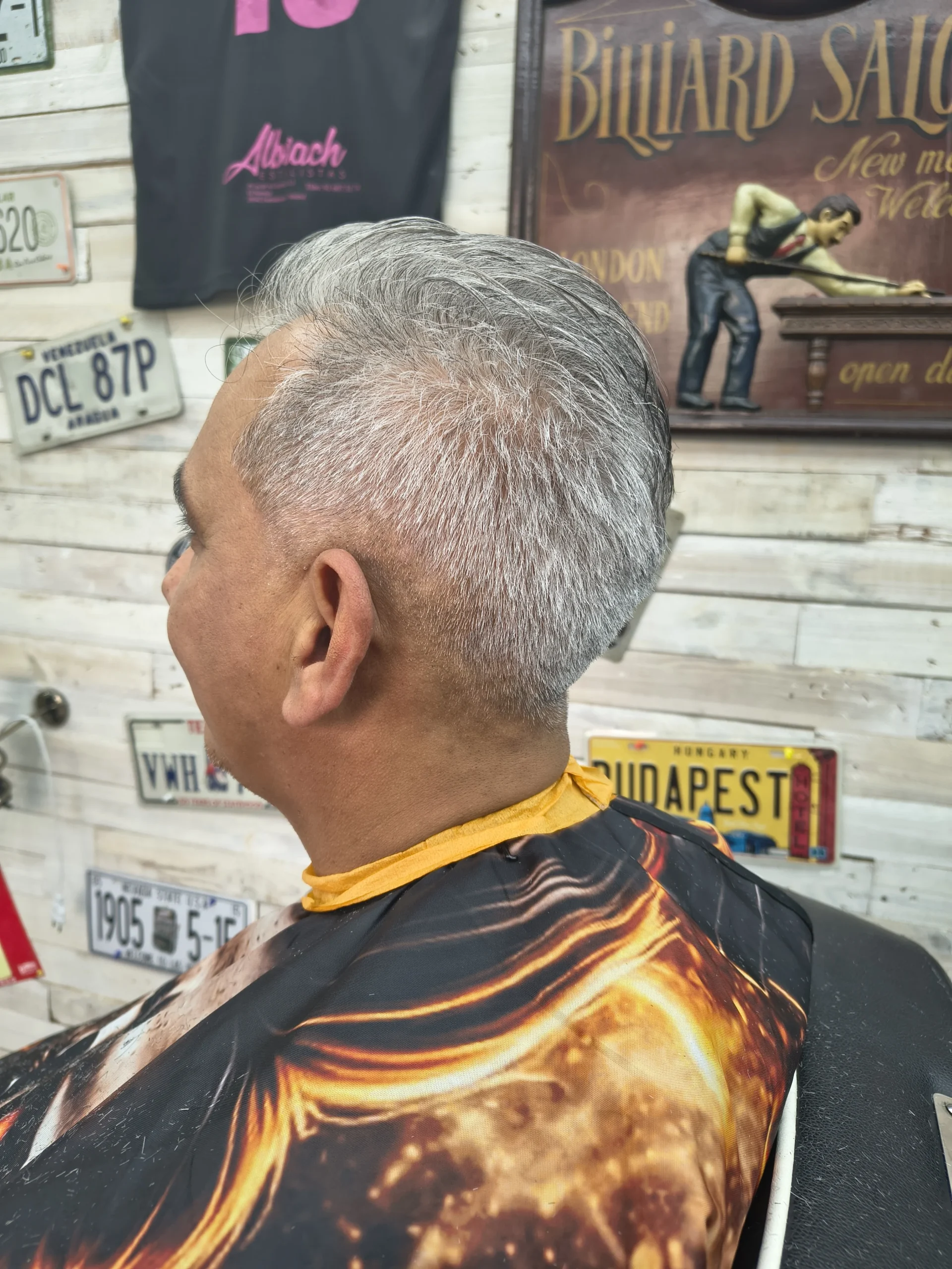 Corte cásico hombre